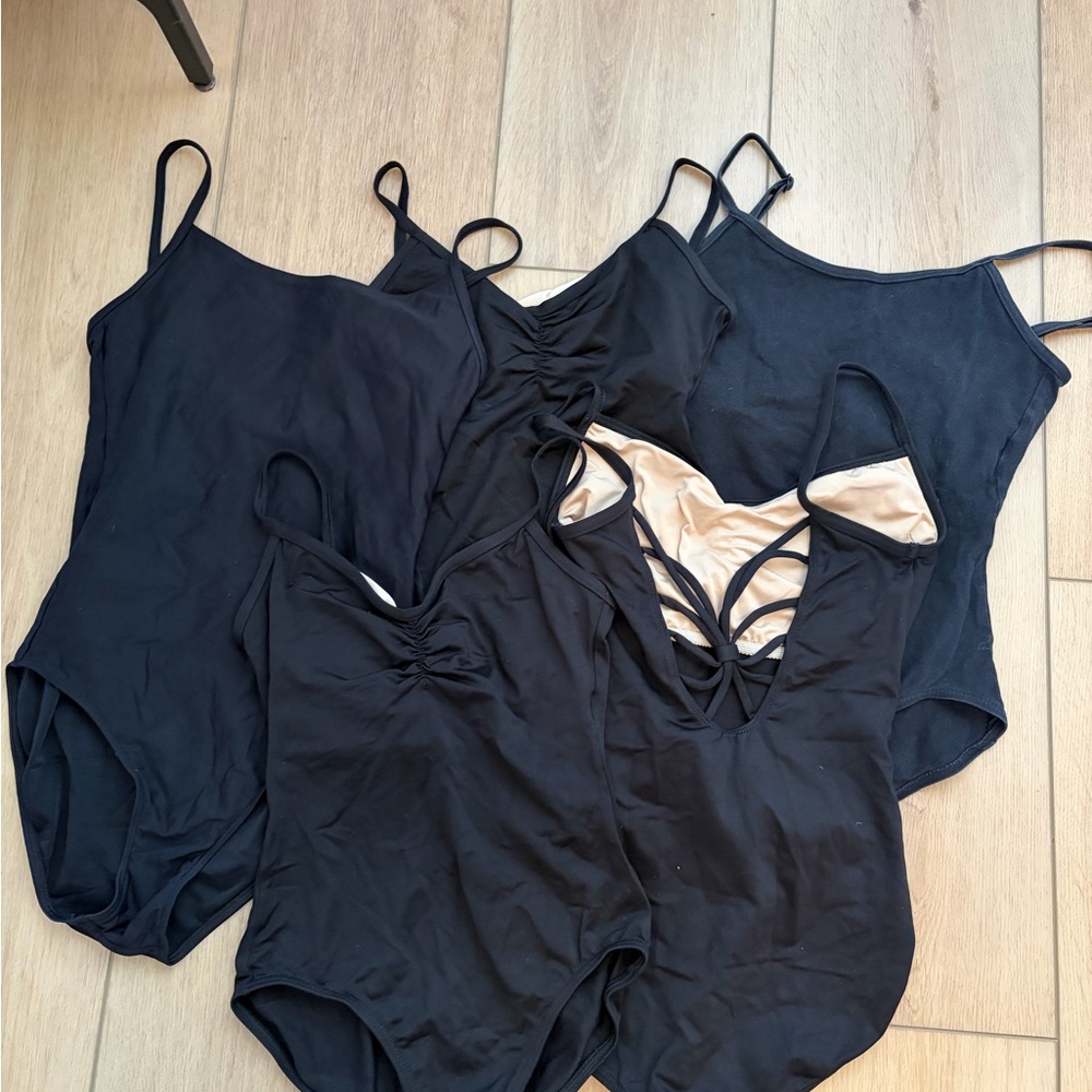 FIVE pack of M black ballet leo bundle 🖤